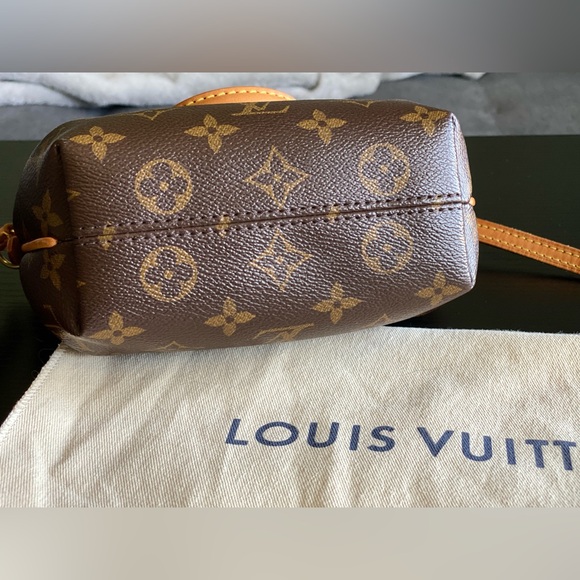 Louis Vuitton Turenne NANO - Picture 4 of 13